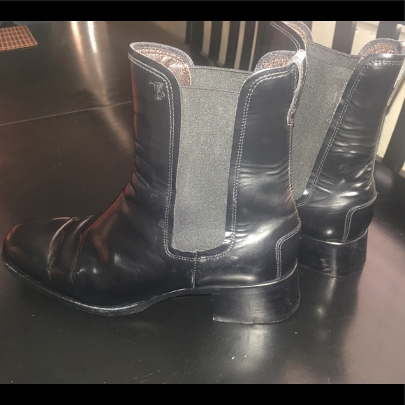 Tod’s Leather Ankle Boots - Picture 2 of 4